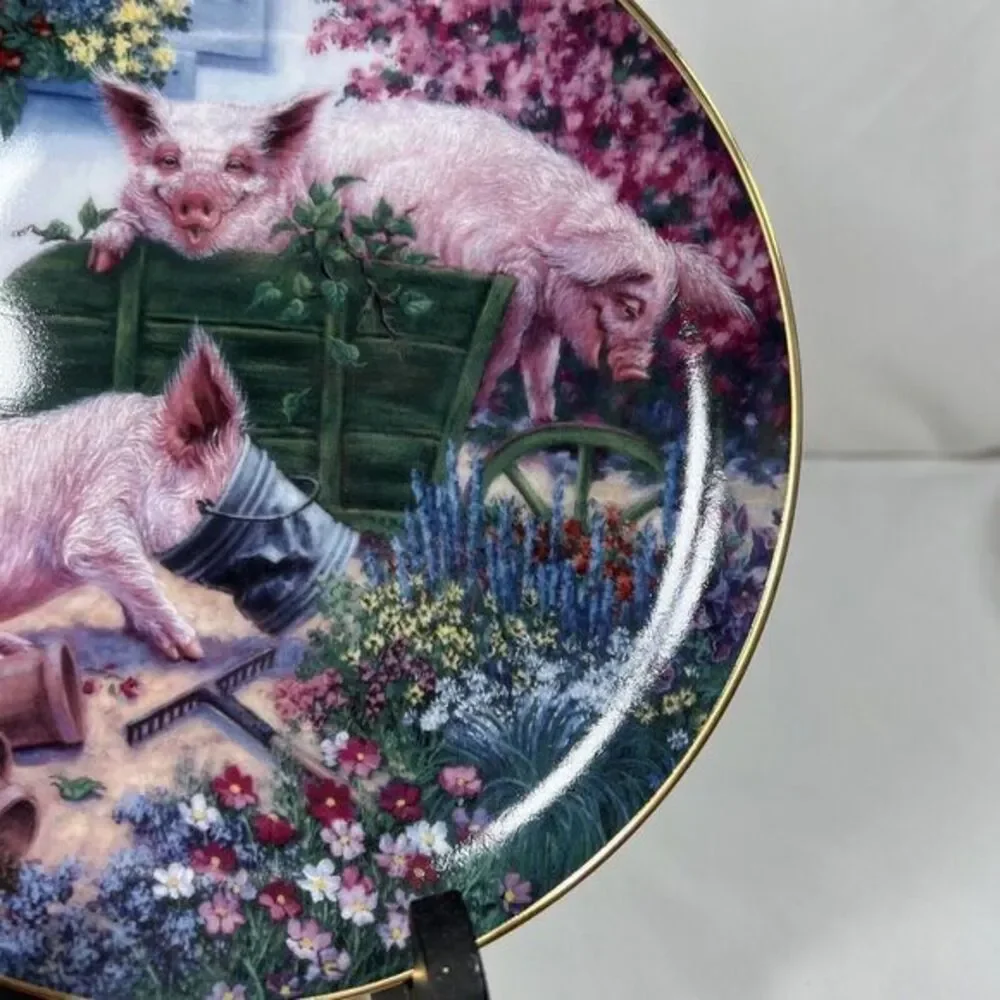 Danbury Mint, Pigs in‎ Bloom, Joan Wright, 